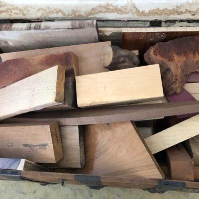 Antique Quality Steamer Trunk with Metal Details