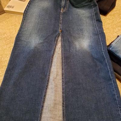 MB-216:  Seven  Jeans and More