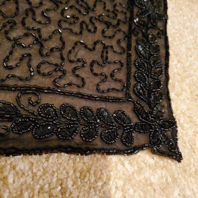 MB-222:scarves and wraps