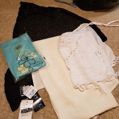 MB-222:scarves and wraps