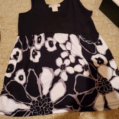 MB-223 Michel Kors shirt, felt hat and gift box with handle