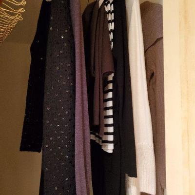 MB-225: Sweater lot