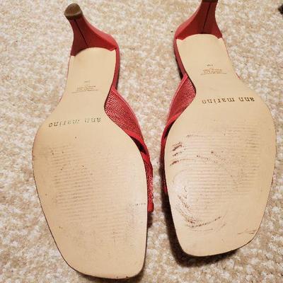 MB-233: 4 pair brand new shoes