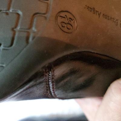 MB-239:two pair ankle boots and two pair shoes size 8 and 8 1/2