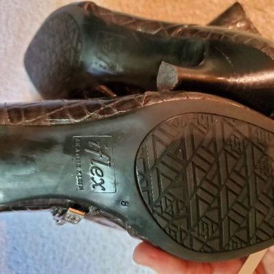 MB-239:two pair ankle boots and two pair shoes size 8 and 8 1/2