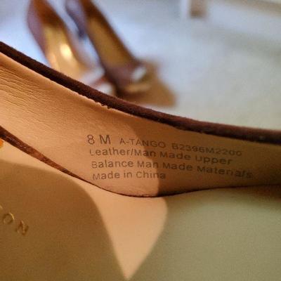 MB-240: four pair of heels size 8 3 are new one pair gently worn