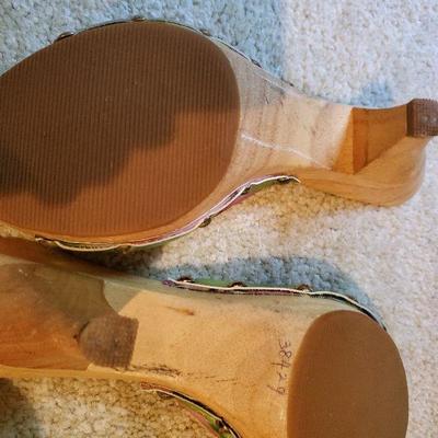 MB-241: 4 pair heeels some new some gently used all size 8