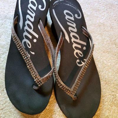 MB-242: four pair size 8 gently worn shoes