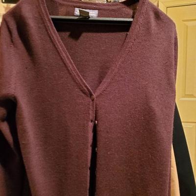 MB-245:Sweater lot