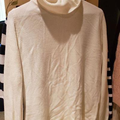 MB-248: Womens Sweater Lot