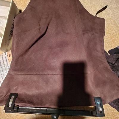 MB-250: sweaters and halter top