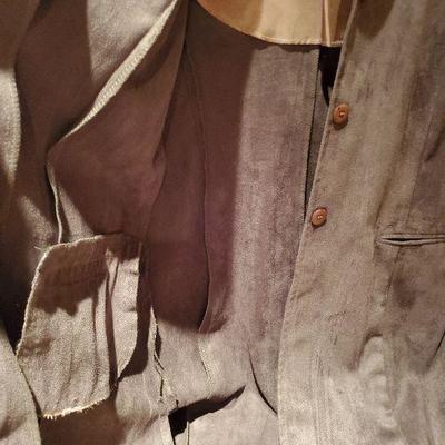 MB-252: faux suede lot