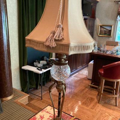 Lot L10: Brass and Crystal Table Lamp