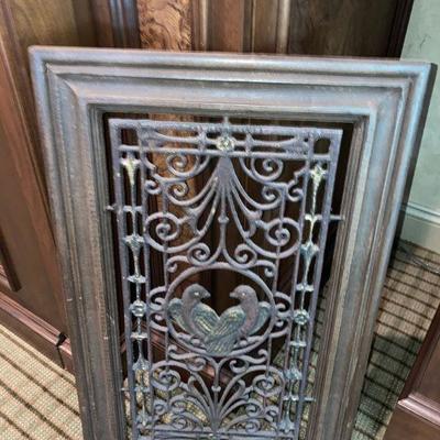 Lot L13: Large Metal Bird Wall Decor