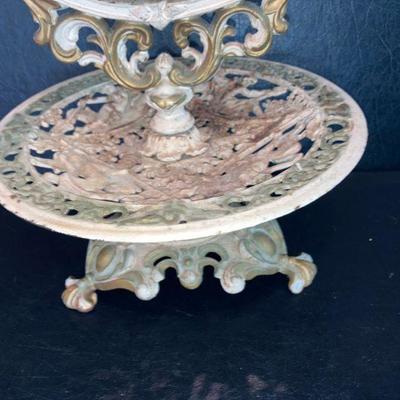 Lot 25: Brass Vintage Dresser Mirror very ornate!
