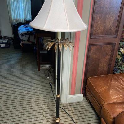 L40: Floor Lamp