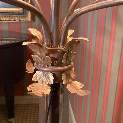 L41: 9 armed Candelabra Lamp 