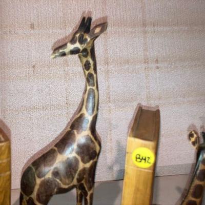 Lot B42: Giraffe Bookends and Figurine