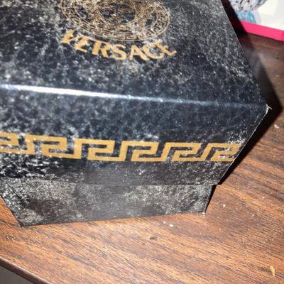 Lot B55: Medusa Rosenthal Versace Crystal Glass Paperweight in Orig. Box.