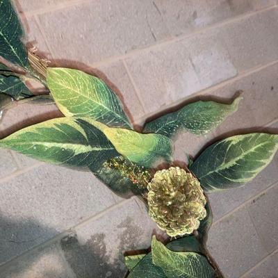 Lot B57: Sprigs and a holiday wreath.