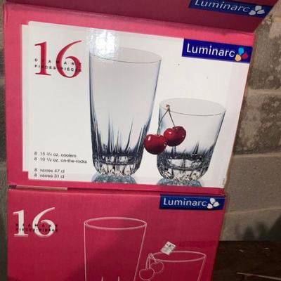 Lot B58: Glassware Lot