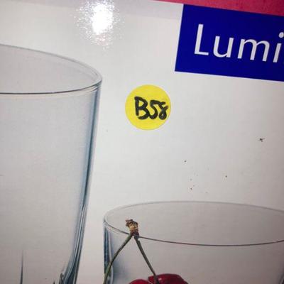 Lot B58: Glassware Lot