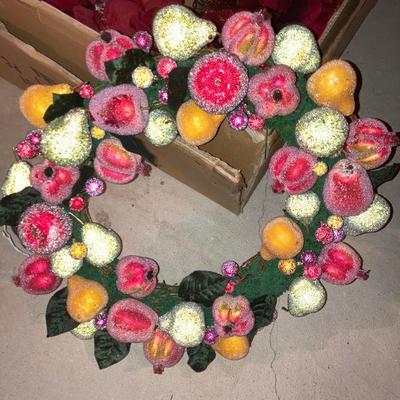 Lot B68: Pair of wreaths.  Holiday / Christmas