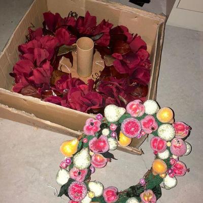 Lot B68: Pair of wreaths.  Holiday / Christmas