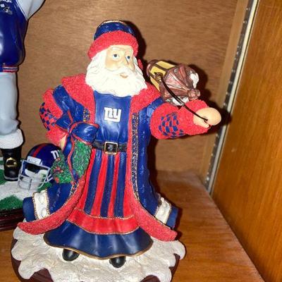 Lot B75: New York Giants Christmas Figurine Lot