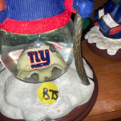 Lot B75: New York Giants Christmas Figurine Lot