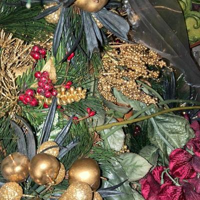 Lot B80: Colorful Sprigs / Decor 