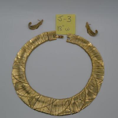 Lot J3: Necklace/Choker & Earrings Set Goldtone Vintage