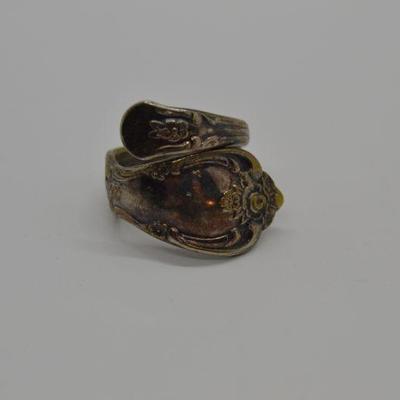 Lot J12: Vintage pair of rings Turtle