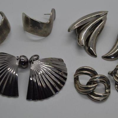 Lot J18: Silvertone Jewelry Lot, Vintage