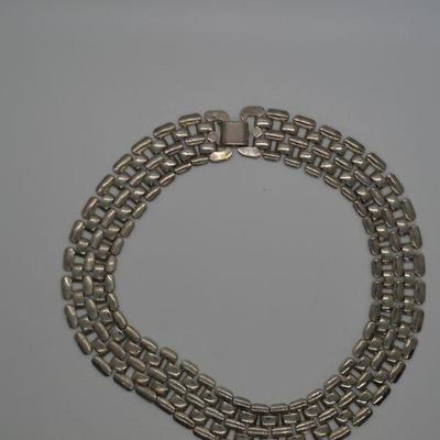 Lot J18: Silvertone Jewelry Lot, Vintage