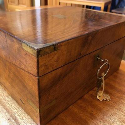 Antique Wood Portable Secretary Travelling Lap Writing Desk with key!