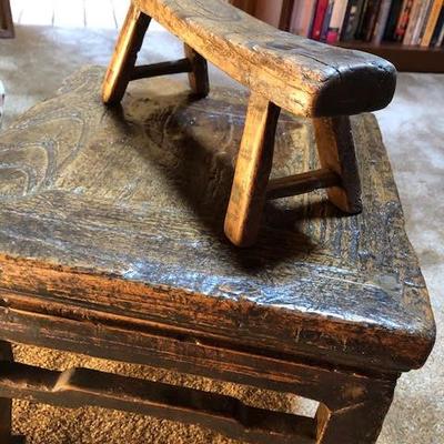 Antique Shandong Chinese Elm Wood Stool and Wood Headrest