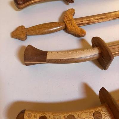 Lot of 4 Display Wood Practice Swords and a Machete
