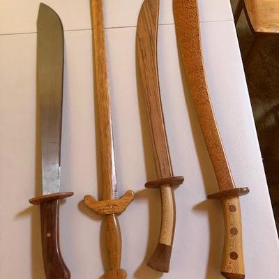 Lot of 4 Display Wood Practice Swords and a Machete