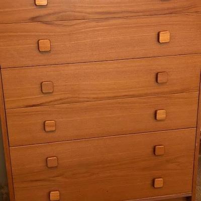 Beautiful Wood Dresser with Square Knobs