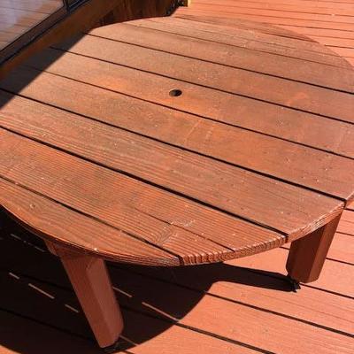 Red Outdoor Circle Dining Table
