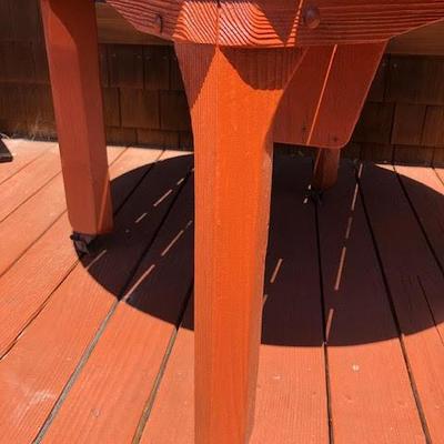 Red Outdoor Circle Dining Table