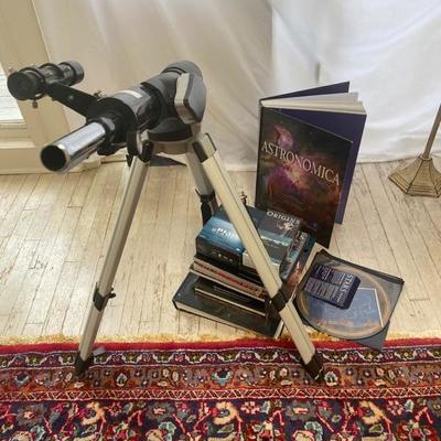Lot # 684 Telstar by Meade Scope with Astronomy Books 