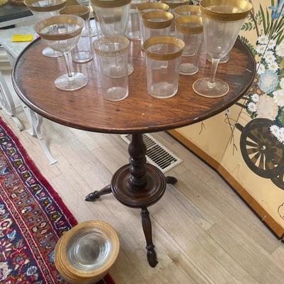 Lot # 691 Table with Gold Trimmed Glassware
