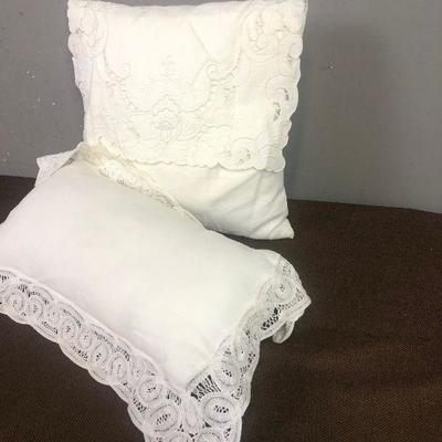 #104 2 Lacey Pillows 