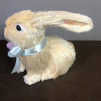 #126 Holiday Home Straw Easter Bunny