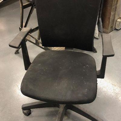 #216 Dusty office Chair 