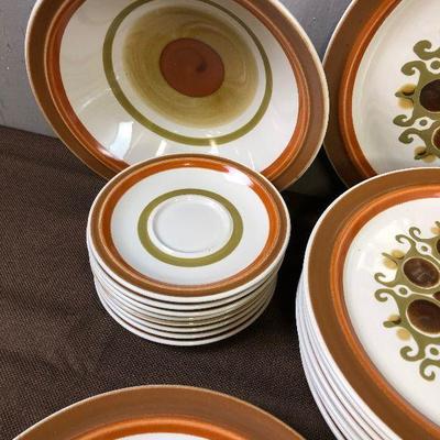 Set of Midcentury Modern Dishes by Sunny Stone