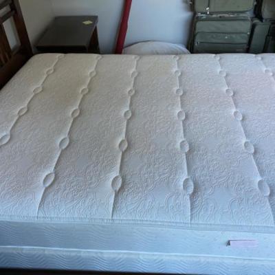 3. Maria Yee Queen Bed Frame , Beauty Rest Mattress and Box Spring