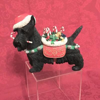 Lot 44 Christmas Scottie dog